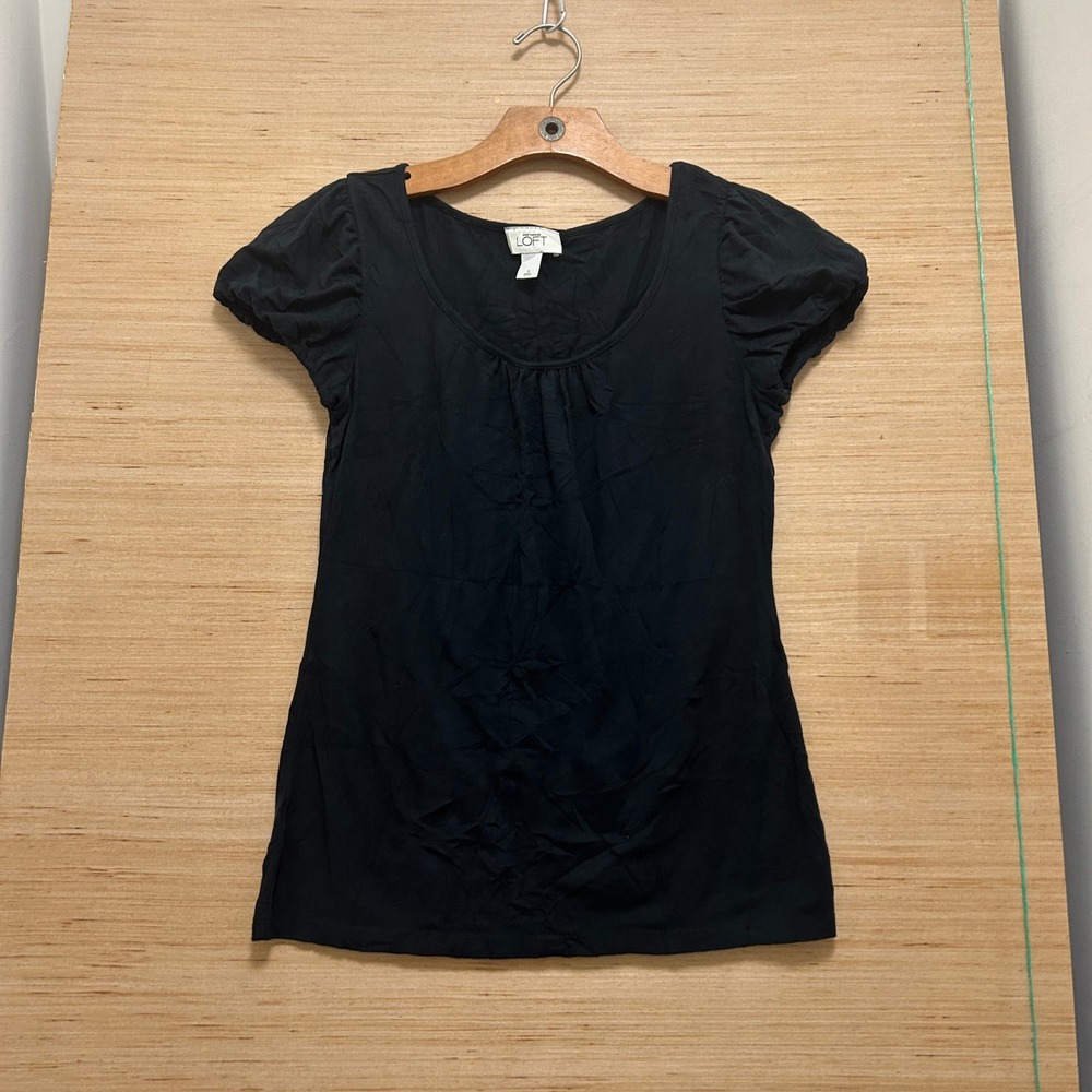 Ann Taylor LOFT Womens Small Black Puff Short Sleeve Pleated Scoop Neck Top 5720